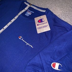Champion BNWT TEE SHIRT